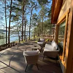 - Komfortowe Nad Jeziorem Wdzydze Z Przepieknym Widokiem Tatil Evi *