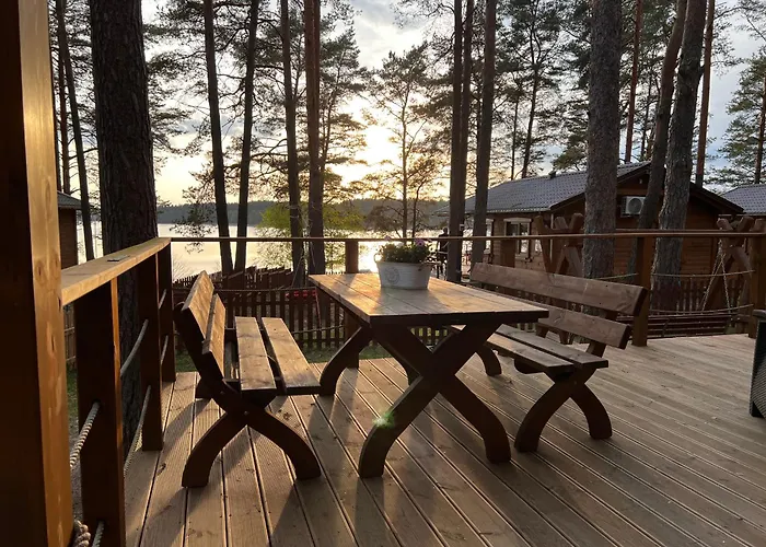 - Komfortowe Nad Jeziorem Wdzydze Z Przepieknym Widokiem Borsk